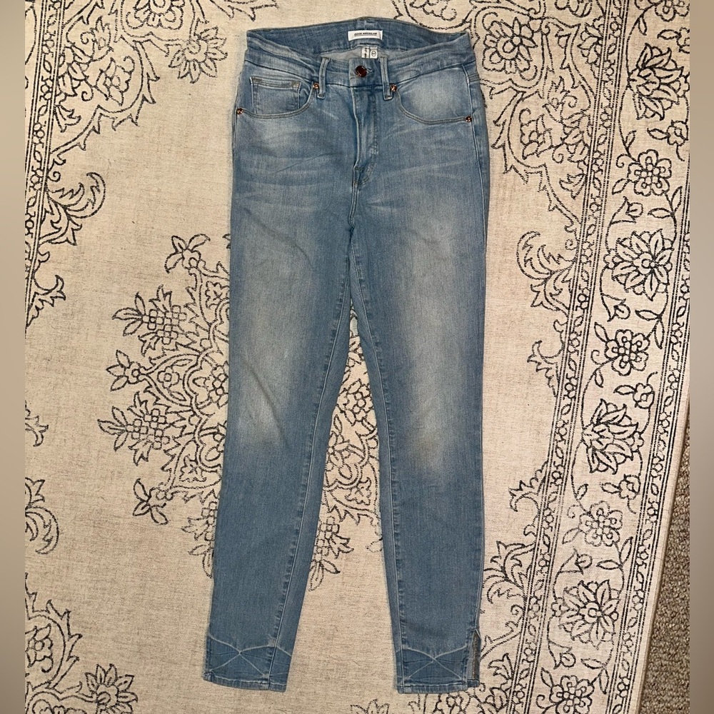 GOOD AMERICAN Good Legs Skinny Jeans